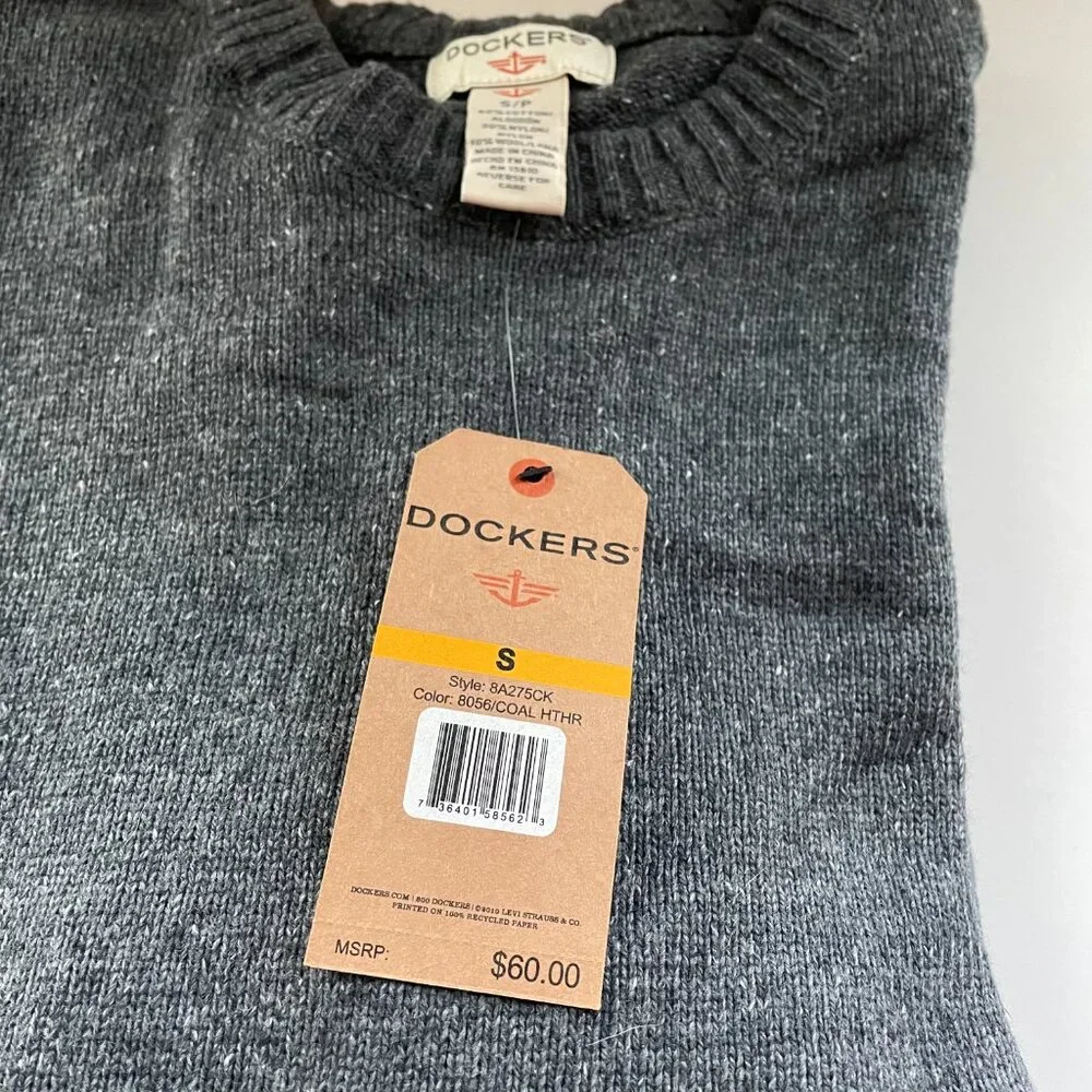 Dockers men’s crewneck